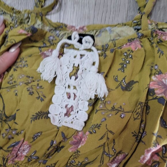 Art class Yellow green Floral Dress With Lace Detail & Ruffled Sleeves kids sz 6 - Picture 4 of 6